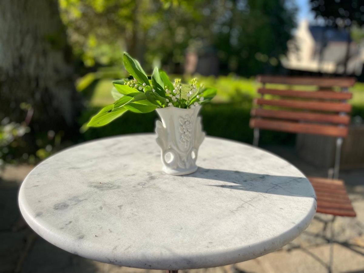 Le Manoir De La Bigotiere Bed & Breakfast Pleslin-Trigavou Bagian luar foto