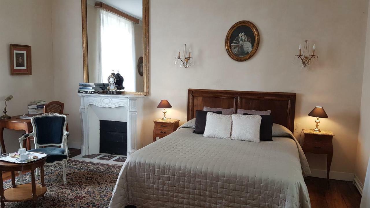 Le Manoir De La Bigotiere Bed & Breakfast Pleslin-Trigavou Bagian luar foto