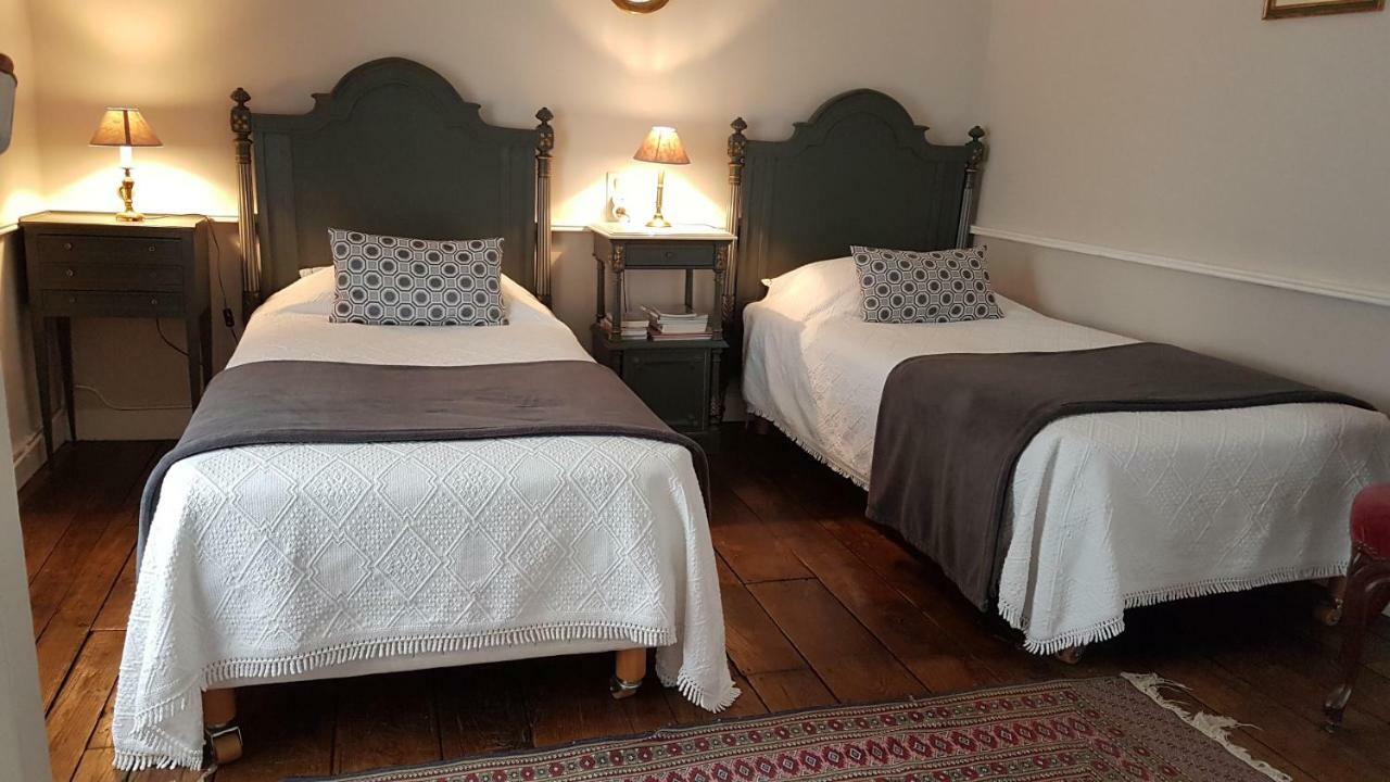 Le Manoir De La Bigotiere Bed & Breakfast Pleslin-Trigavou Bagian luar foto