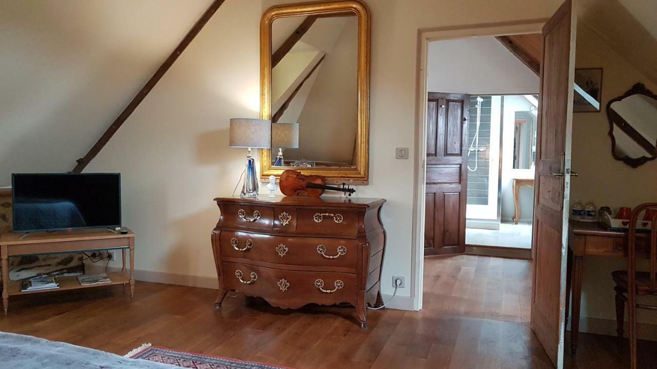 Le Manoir De La Bigotiere Bed & Breakfast Pleslin-Trigavou Bagian luar foto