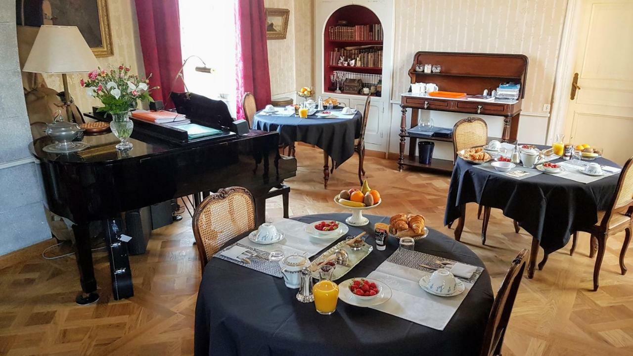 Le Manoir De La Bigotiere Bed & Breakfast Pleslin-Trigavou Bagian luar foto