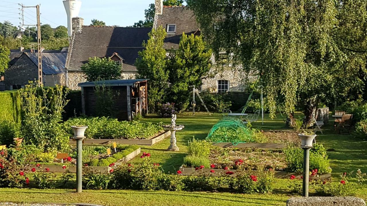 Le Manoir De La Bigotiere Bed & Breakfast Pleslin-Trigavou Bagian luar foto
