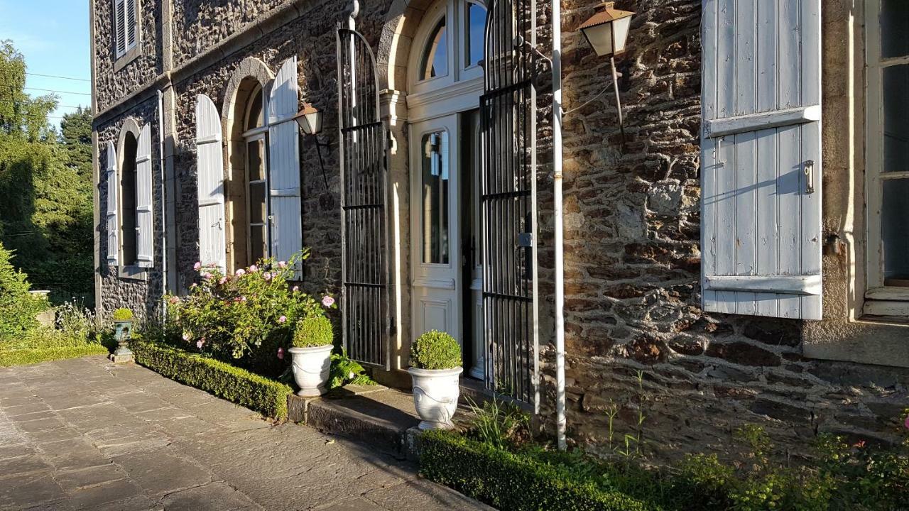 Le Manoir De La Bigotiere Bed & Breakfast Pleslin-Trigavou Bagian luar foto