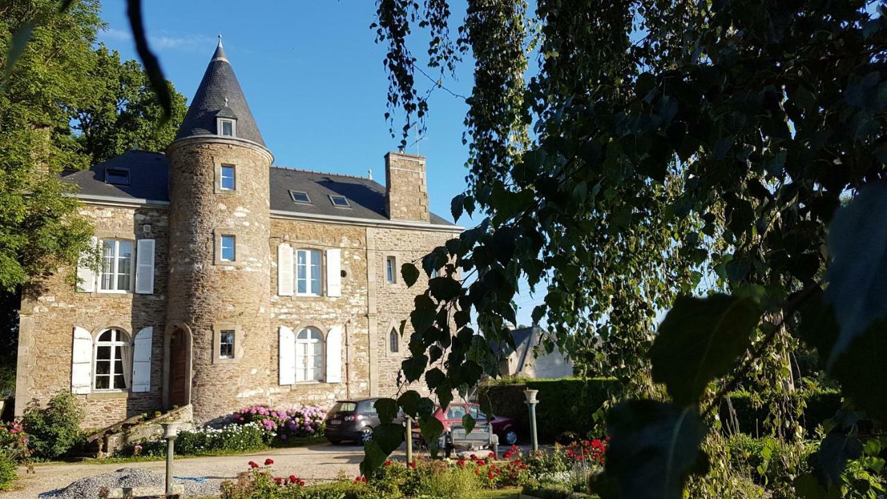 Le Manoir De La Bigotiere Bed & Breakfast Pleslin-Trigavou Bagian luar foto