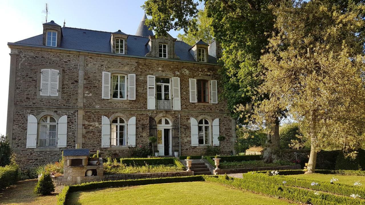 Le Manoir De La Bigotiere Bed & Breakfast Pleslin-Trigavou Bagian luar foto